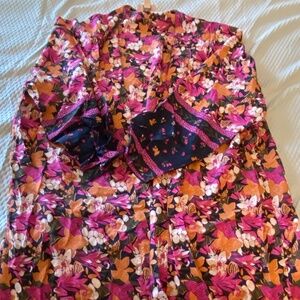 LOFT - Kimono   This is one beautiful kimono!!